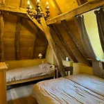Дом отдыха Le Domaine Du Tilleul - La Grange Saint-Chamassy