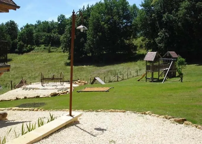 Le Domaine Du Tilleul - La Grange * Saint-Chamassy